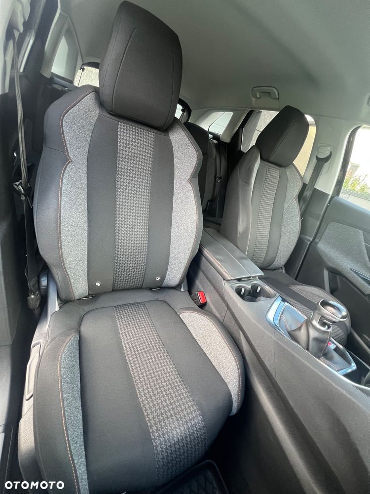 Peugeot 3008 1.2 PureTech Allure - 27