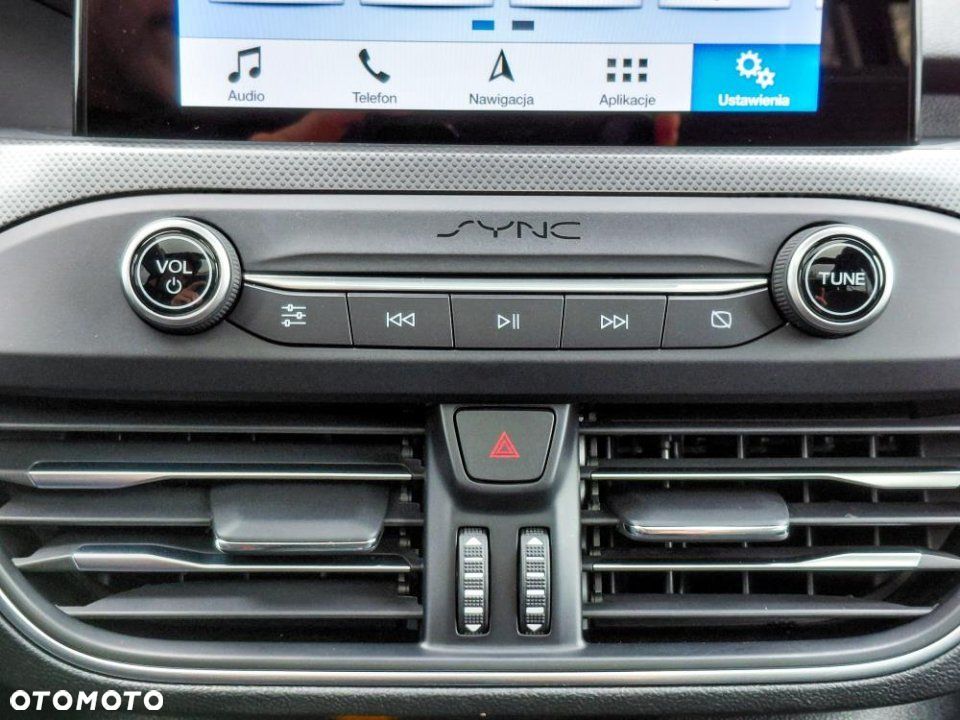 Ford Focus - 25