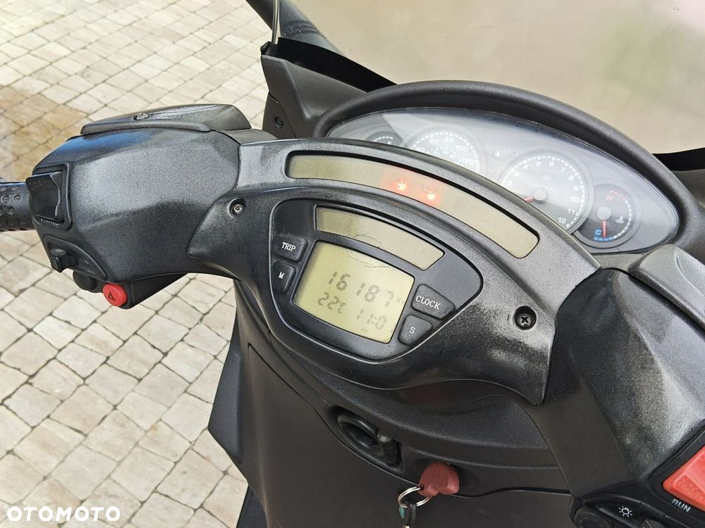 Piaggio X9 - 7