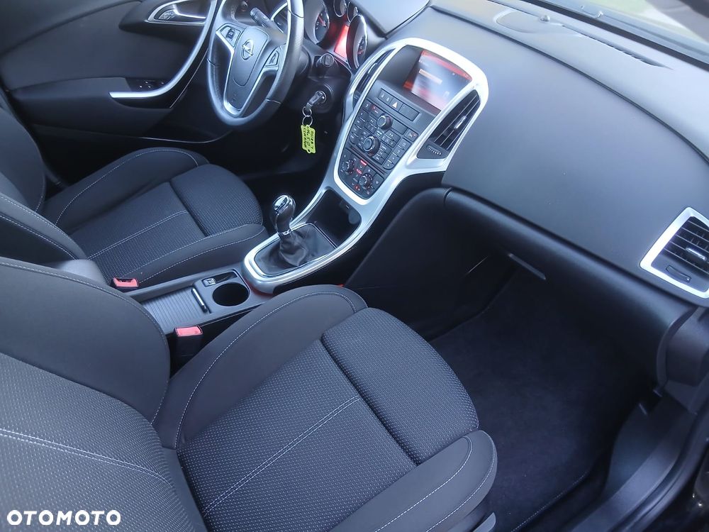 Opel Astra 1.4 Turbo Cosmo - 30