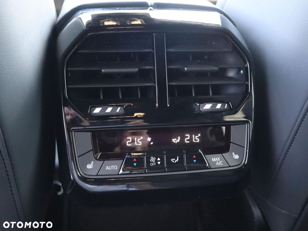 BMW iX xDrive60 111.5kWh - 16