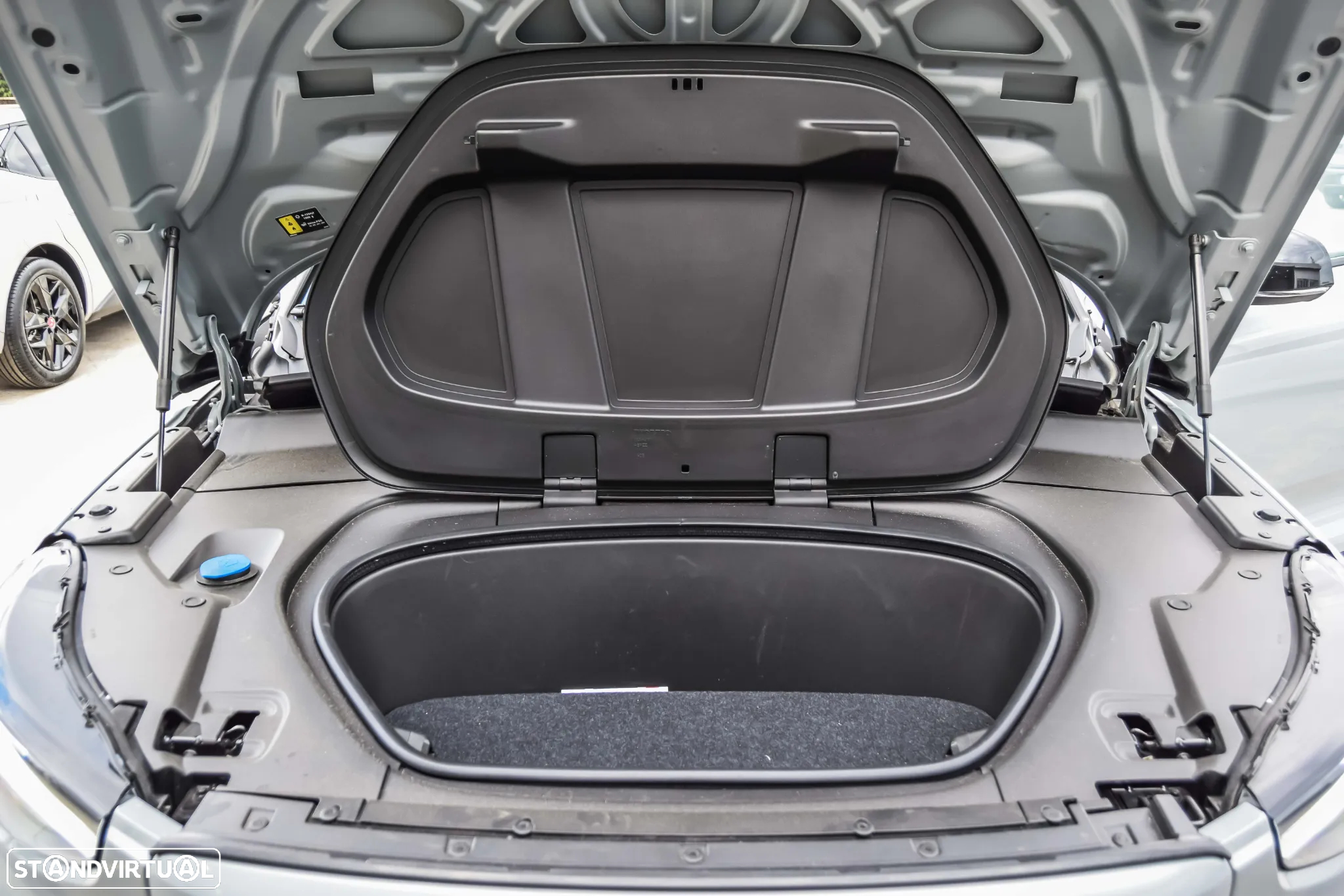 Volvo C40 Recharge Extended Range Plus - 15