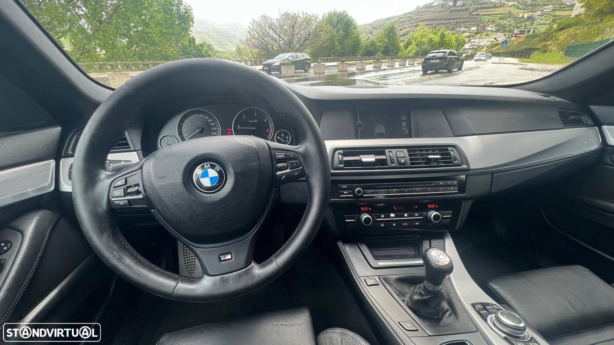 BMW 520 d Pack M - 8