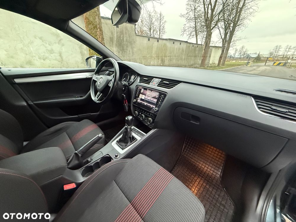 Skoda Octavia 1.6 TDI SCR Style - 9
