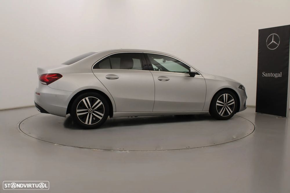 Mercedes-Benz A 180 Limousine d Progressive Aut. - 5