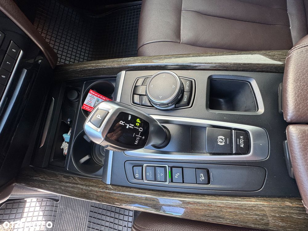 BMW X5 xDrive35i - 28