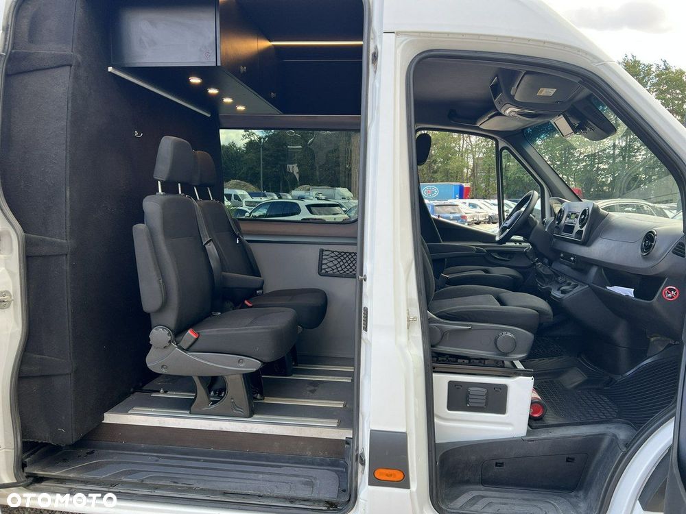 Mercedes-Benz Sprinter - 3