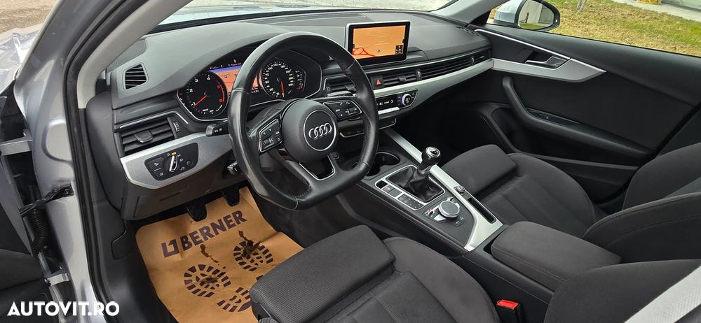 Audi A4 Avant 2.0 TDI DPF clean diesel S line Sportpaket - 4