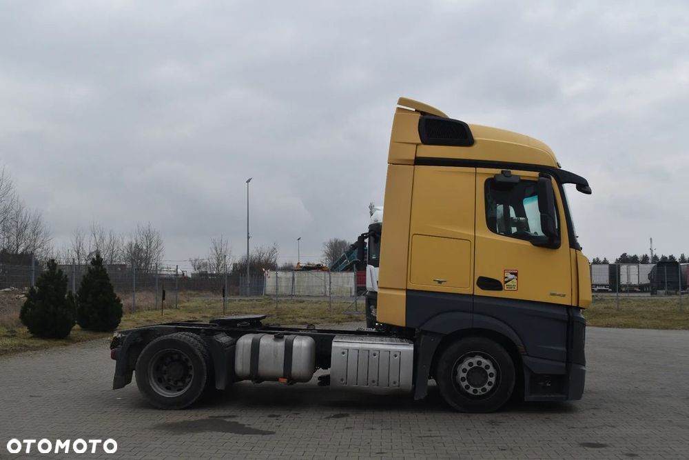 Mercedes-Benz Actros 1842 - 9