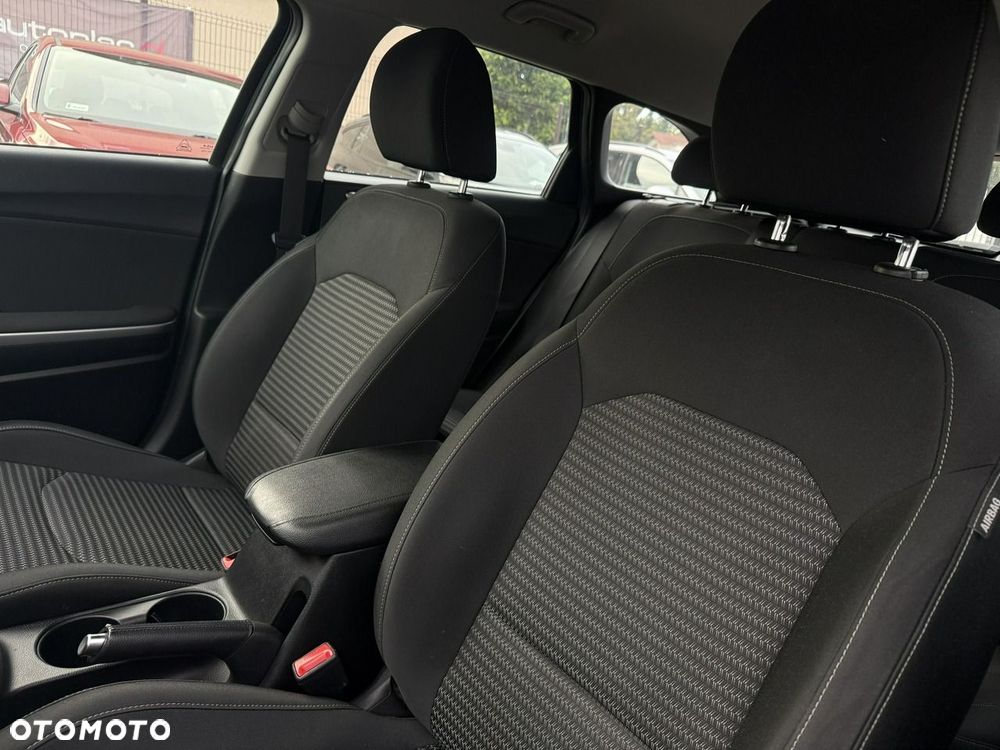 Kia Ceed 1.5 T-GDI M - 6