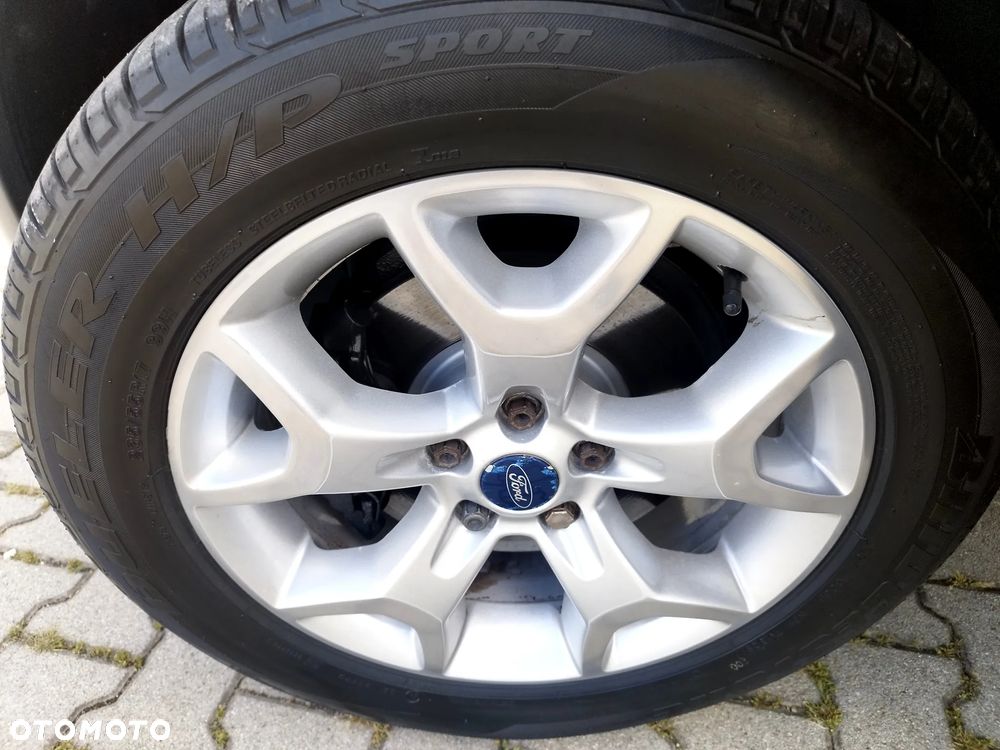 Ford Kuga 2.0 TDCi 4x4 Titanium - 11