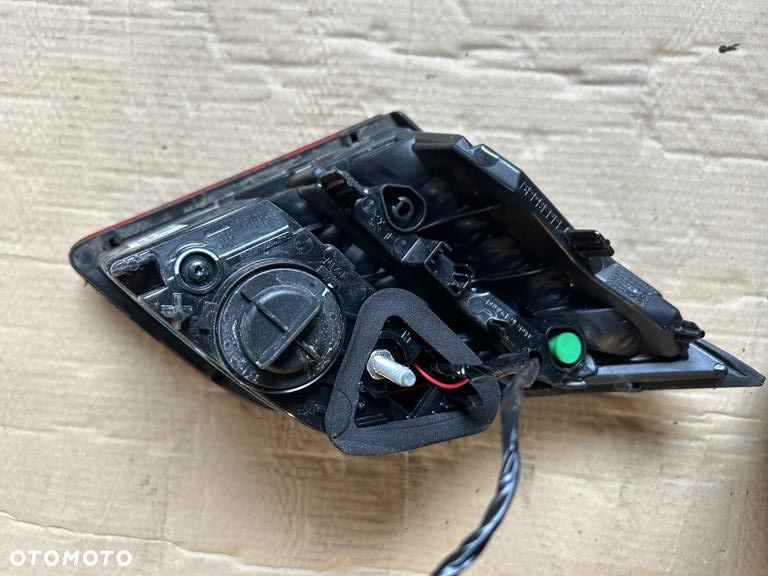 Lampa prawy tył w klapę Peugeot 308 II T9 13-17 9677818280 - 6