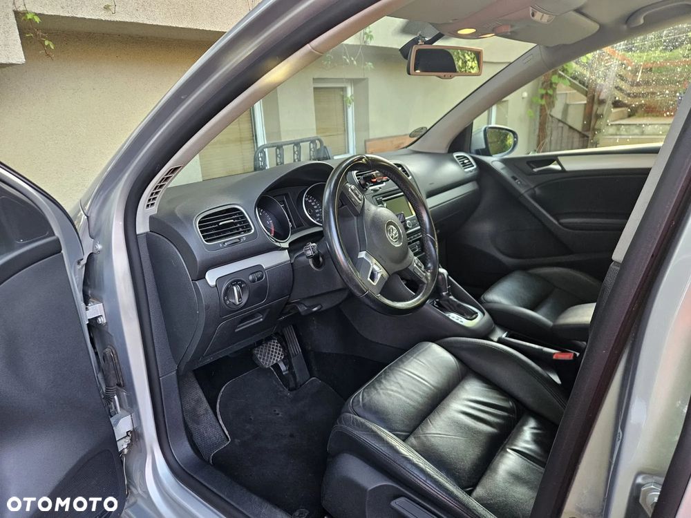 Volkswagen Golf 2.0 TDI DPF DSG Highline - 16