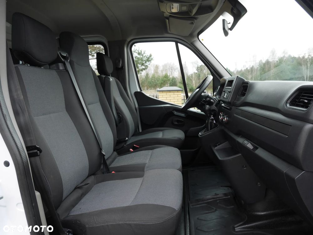 Renault Master - 18