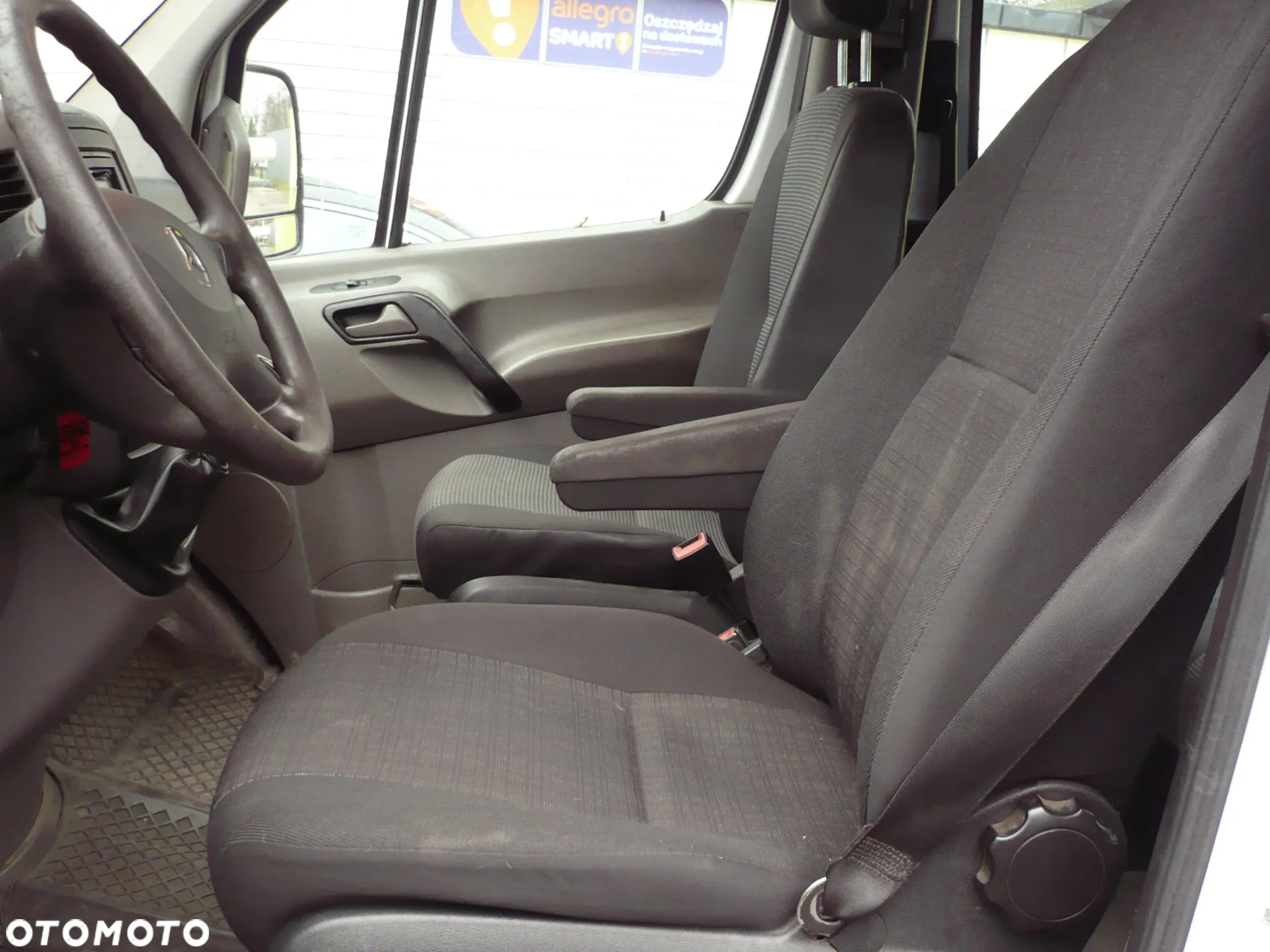 Mercedes-Benz Sprinter - 9