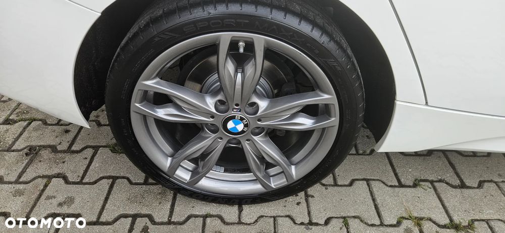 BMW Seria 1 116i Edition M Sport Shadow - 19