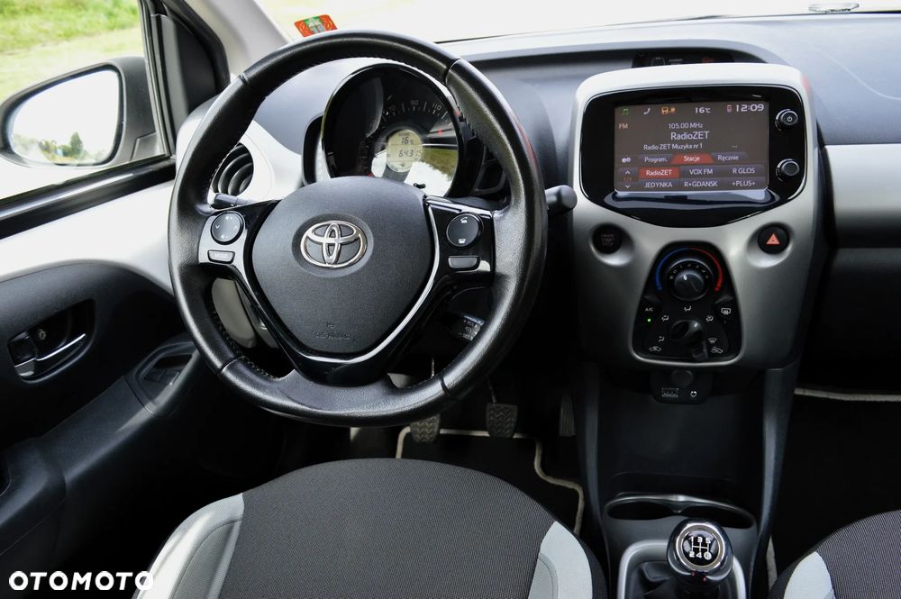 Toyota Aygo 1.0 VVT-i Sprint EU6 - 9