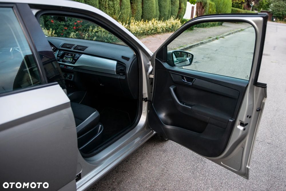 Skoda Fabia 1.2 TSI DSG Ambition - 37