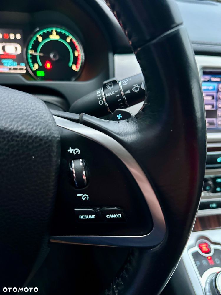 Jaguar XF 2.2 D Luxury - 17