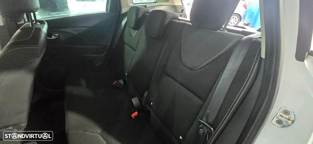 Renault Clio Sport Tourer - 11