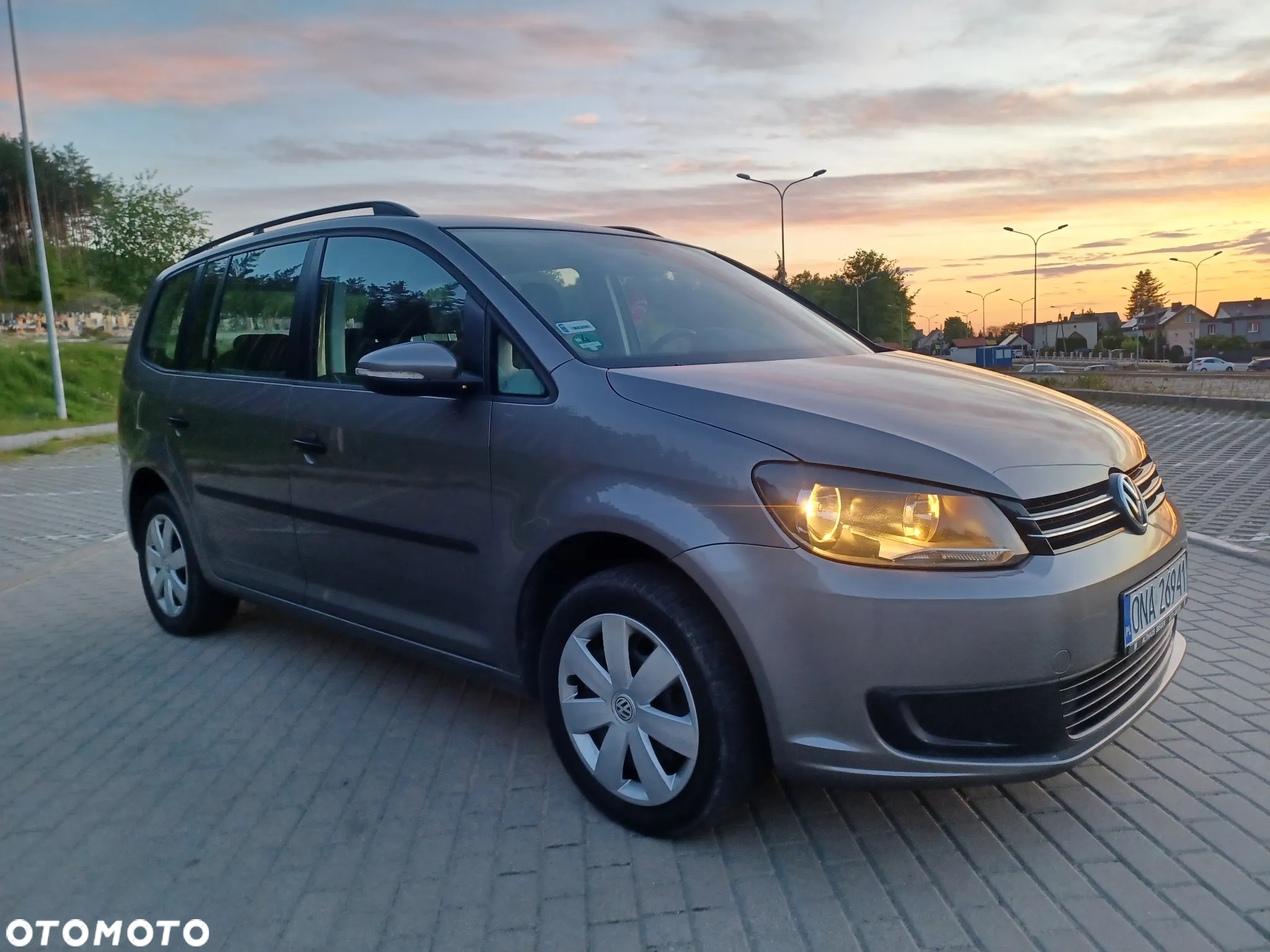 Volkswagen Touran 1.4 TSI Comfortline - 3