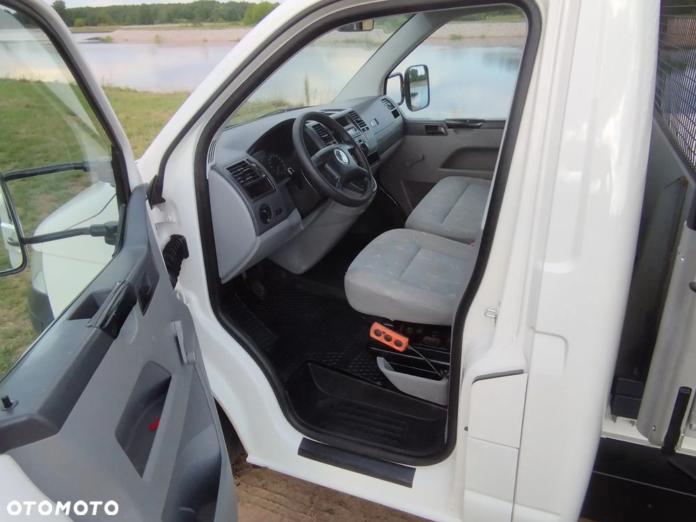 Volkswagen Transporter T5 - 10