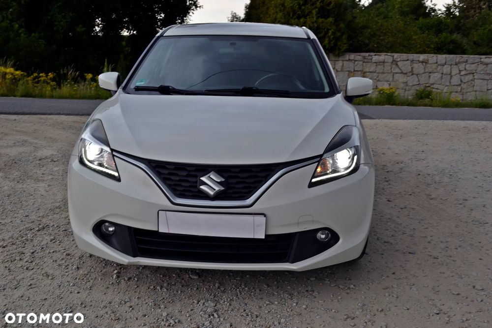 Suzuki Baleno 1.0 T Premium Plus - 4