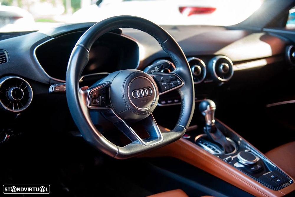 Audi TT Coupé 45 TFSI quattro S tronic - 32