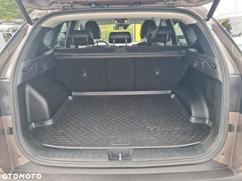 Hyundai Tucson - 8