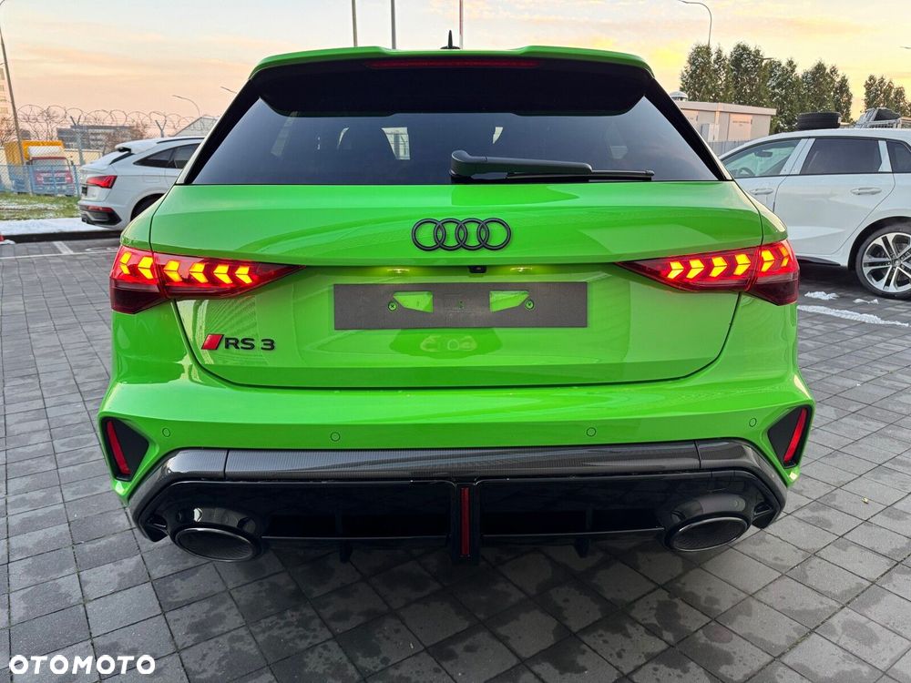 Audi RS3 Sportback - 18