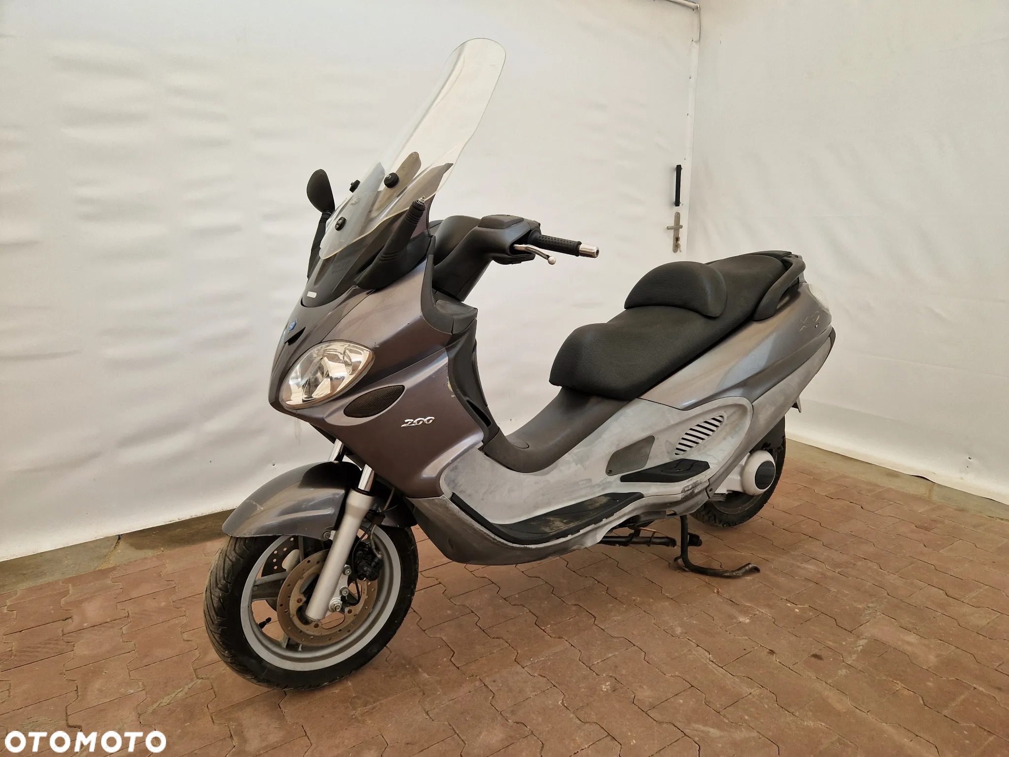 Piaggio X9 - 11