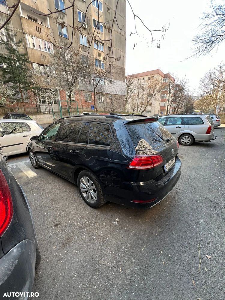 Volkswagen Golf 1.6 TDI Highline - 4