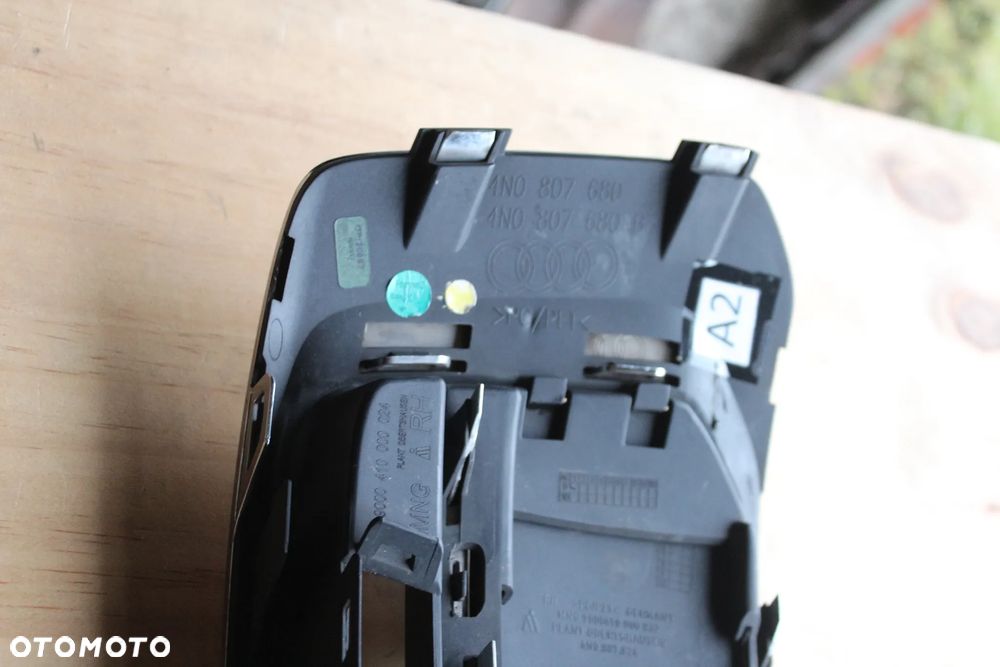 KRATKA ZDERZAKA PRAWA AUDI A8 D5 4N0807680 2018 - 15