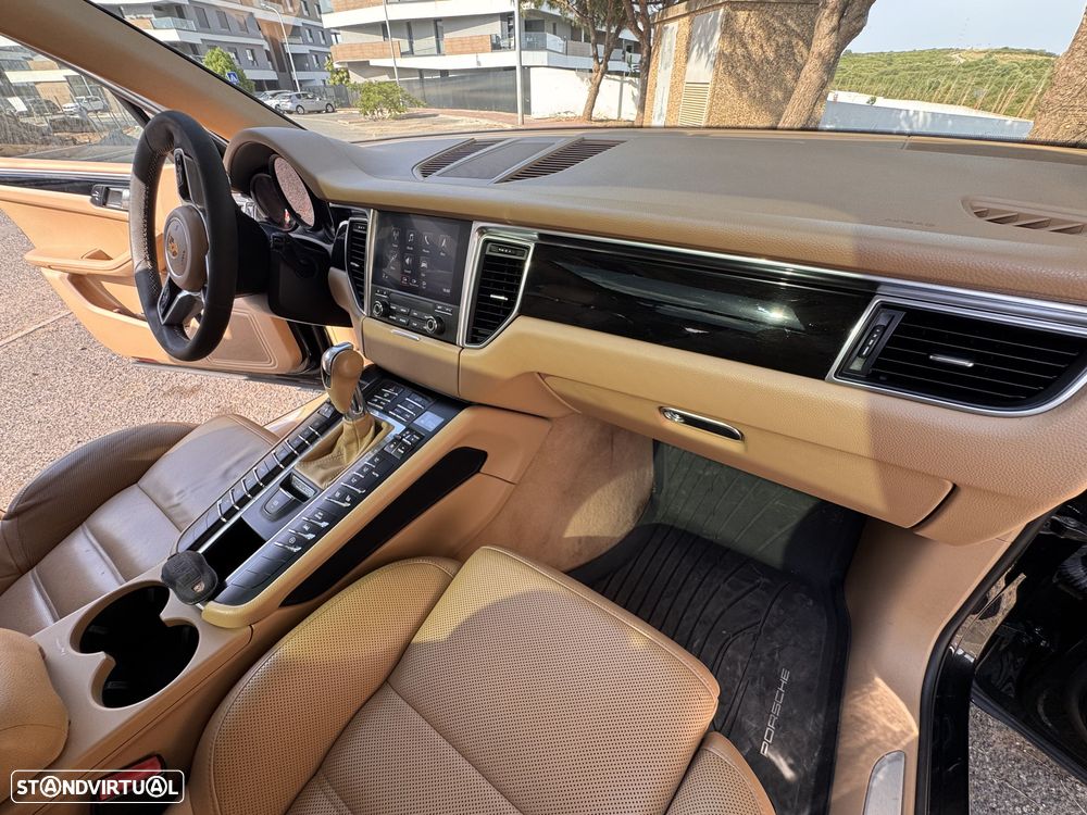 Porsche Macan S - 16