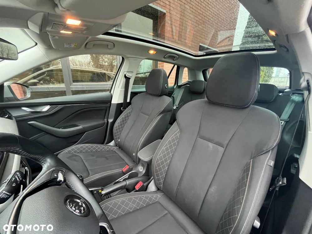 Skoda Kamiq 1.0 TSI Style - 9