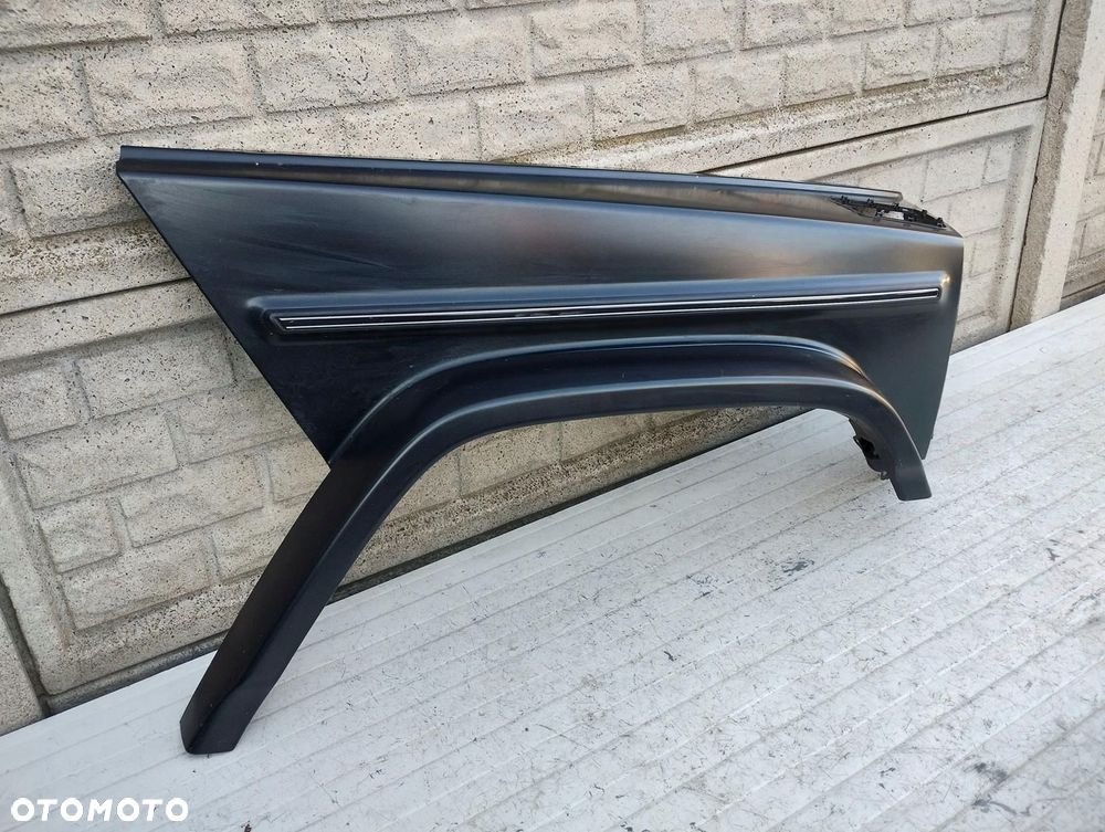 mercedes g klasa w463 w464 błotnik prawy przedni oryginał - 3