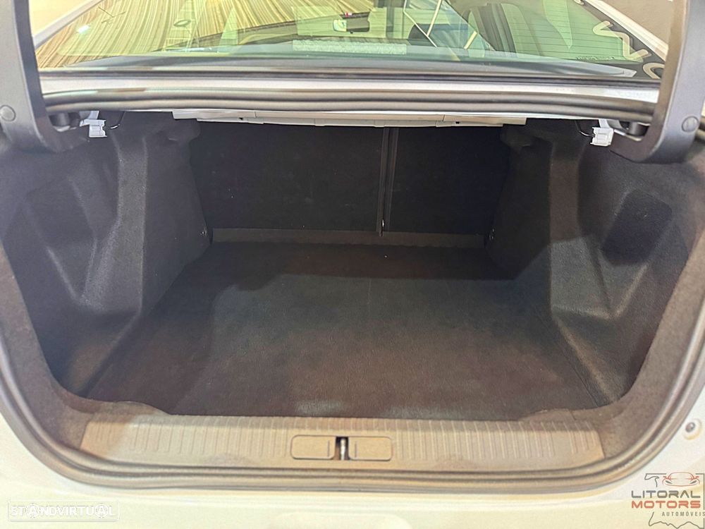 Citroën C4 X 1.2 Hybrid Plus e-DSC6 - 10