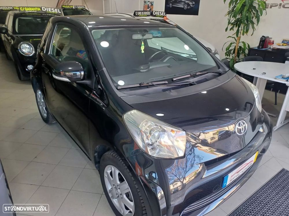Toyota iQ 1.0 VVT-i Essential+AC - 8