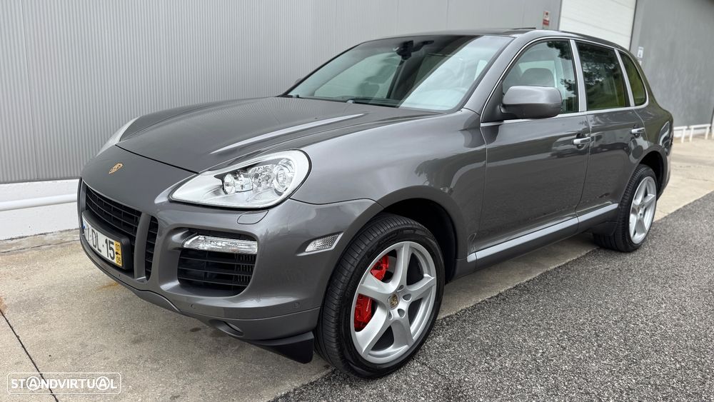 Porsche Cayenne Turbo - 7