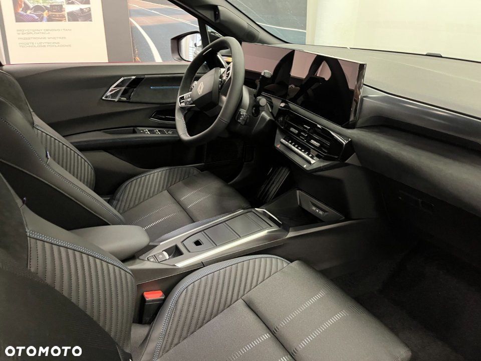 Renault Clio - 11