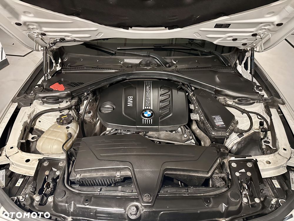 BMW Seria 3 - 10