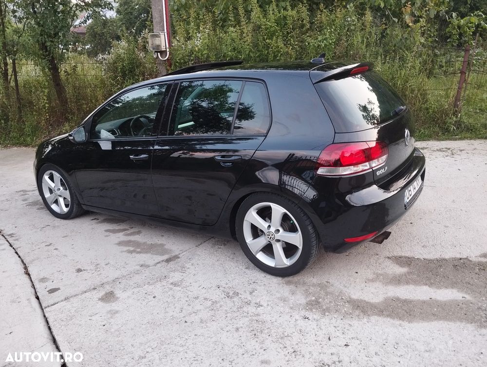 Volkswagen Golf - 16