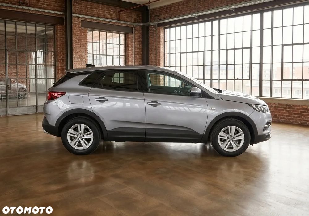 Opel Grandland X 1.2 Start/Stop Business Edition - 3