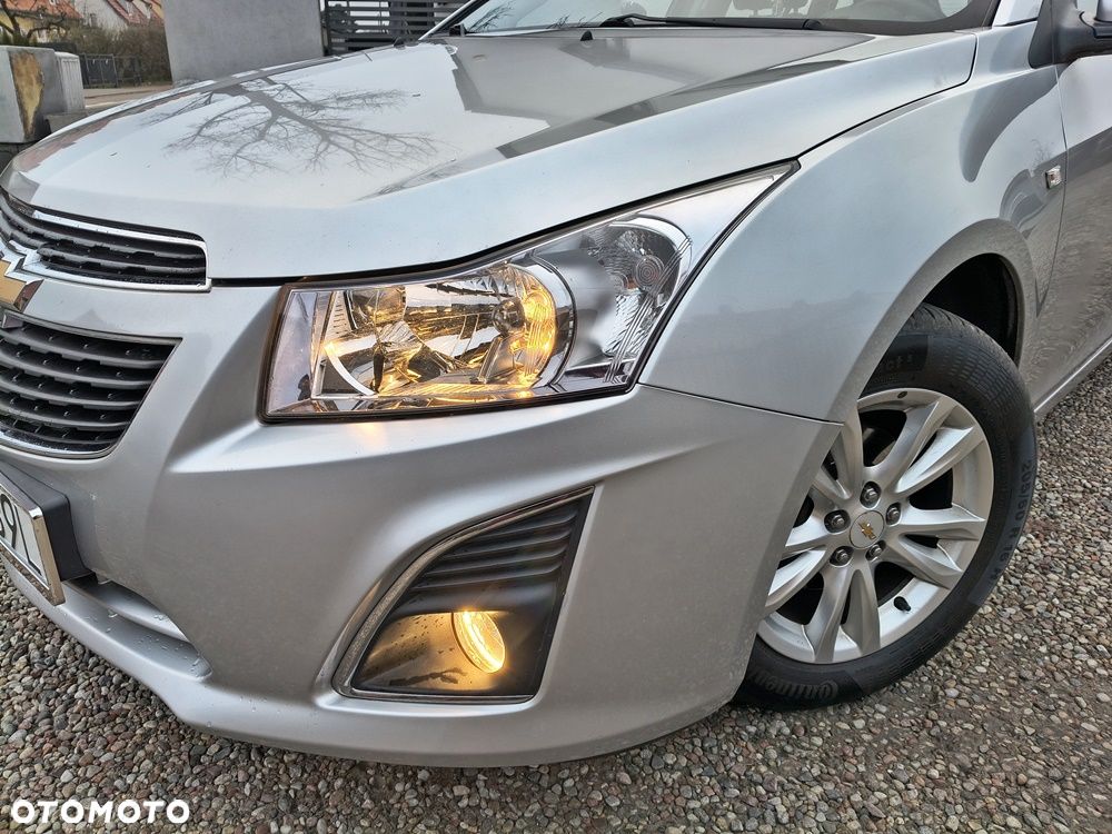Chevrolet Cruze 1.6 LT - 9