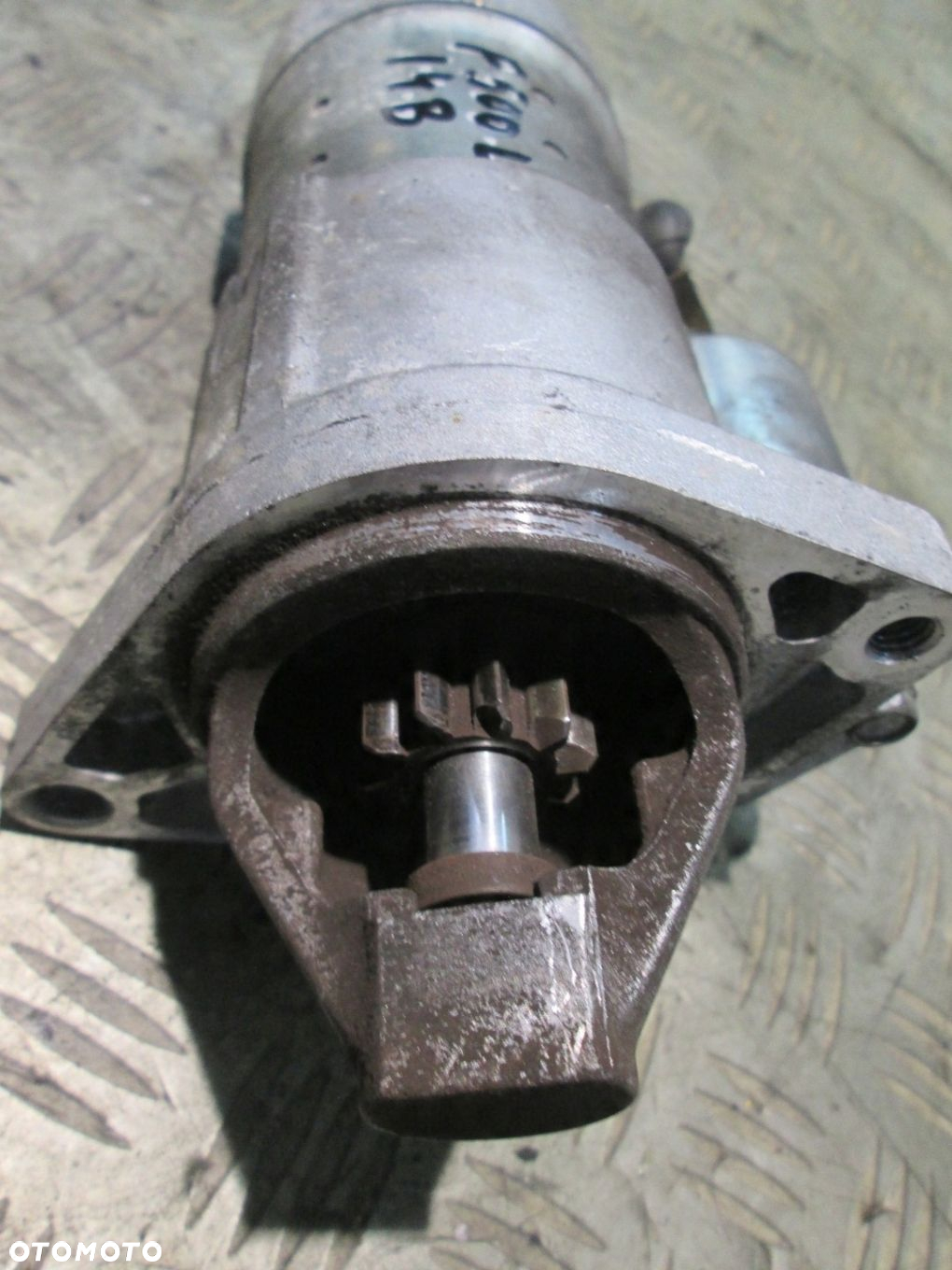 ROZRUSZNIK 1.4 B FIAT 500L 51890631 - 2