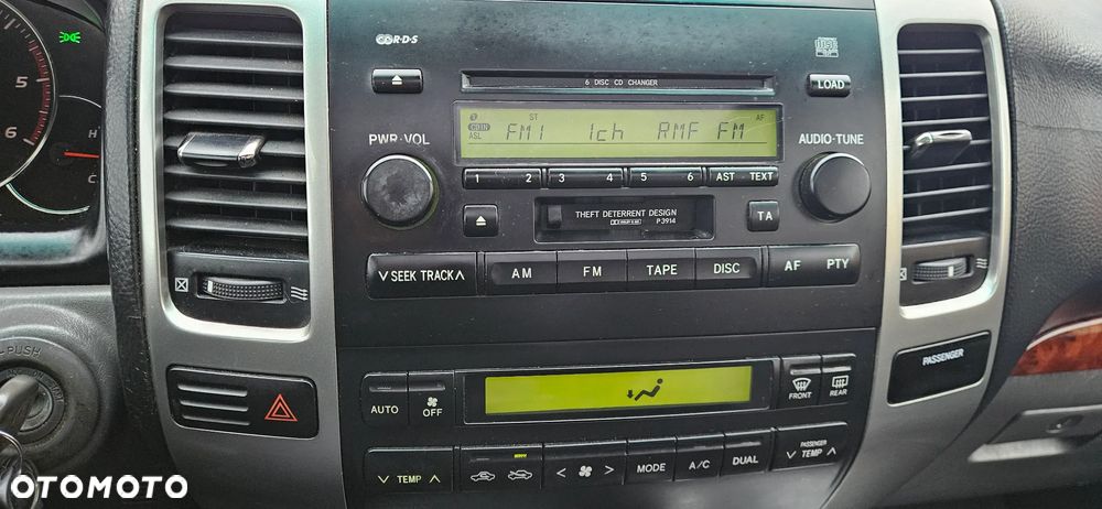 Toyota Land Cruiser - 15