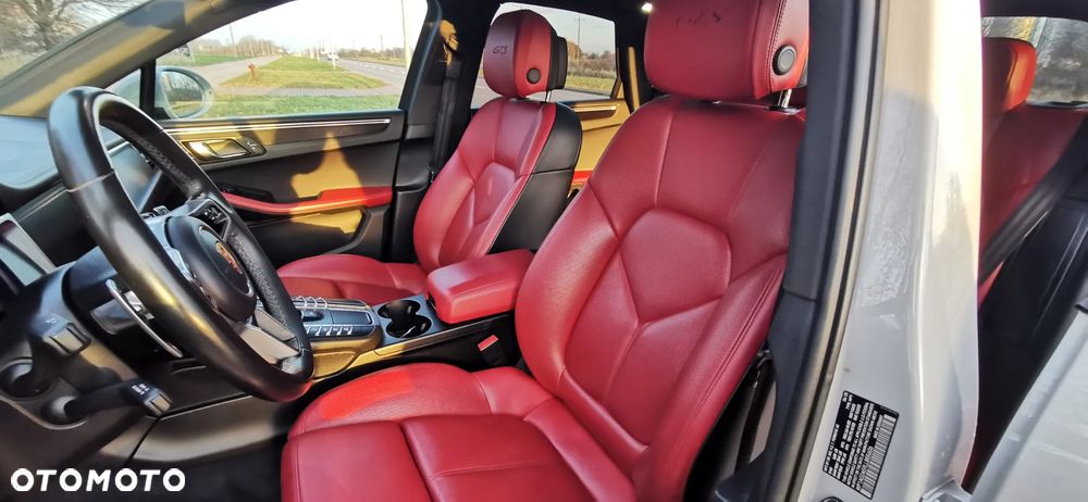 Porsche Macan GTS - 23