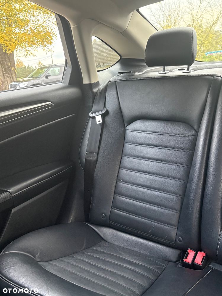 Ford Mondeo - 21