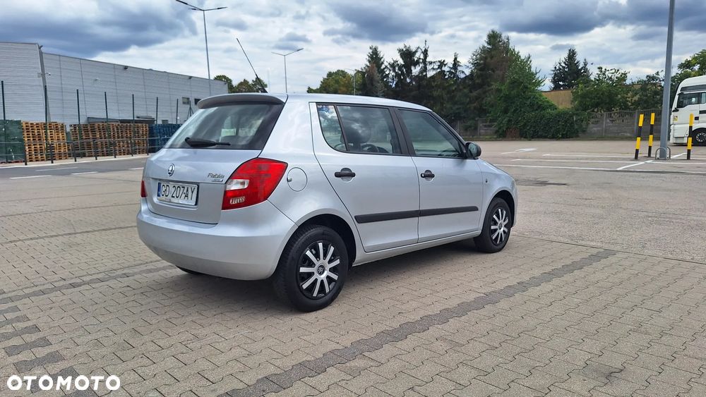 Skoda Fabia - 13