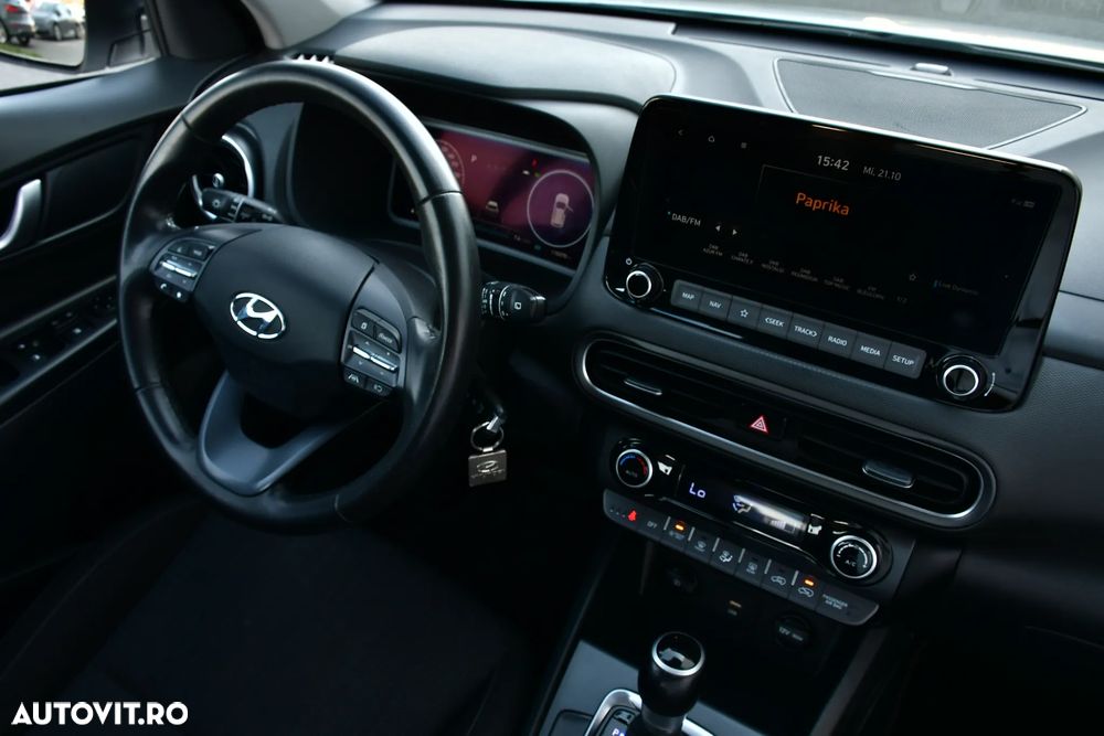 Hyundai KONA - 8